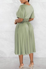 Temperament Solid Color V-neck Short-sleeved Pleated Midi Dress