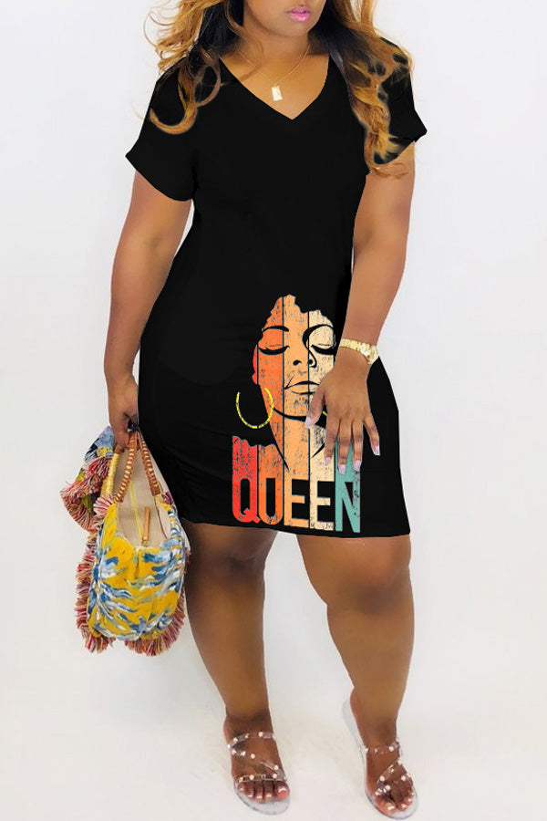  Fashionable V-Neck Character Print QUEEN Dress