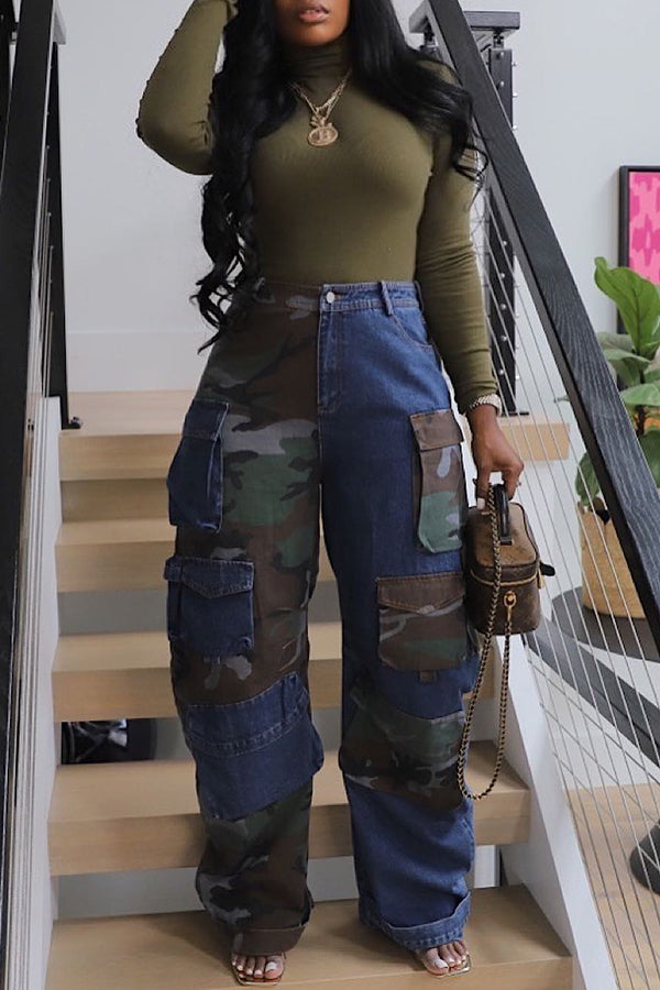 Fashion Contrasting Camouflage Panel Cargo Pocket Jeans